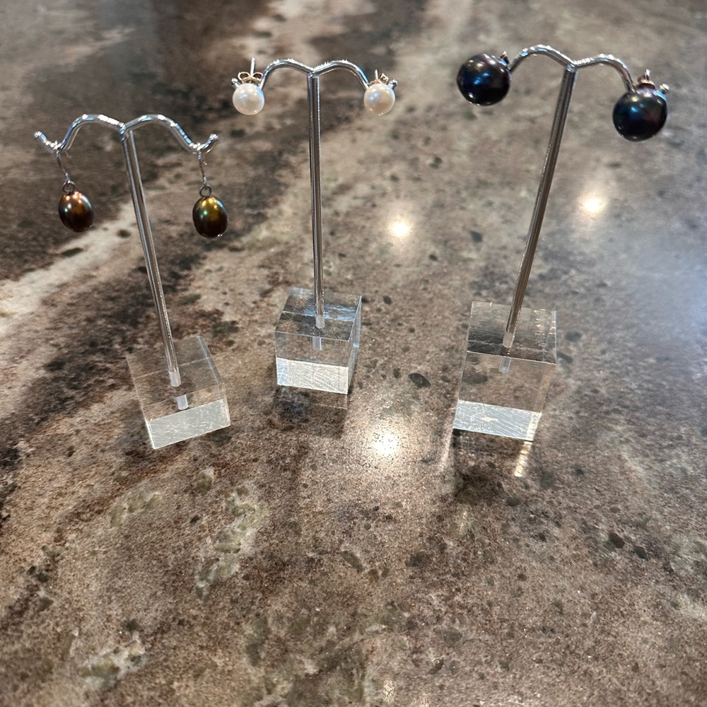 Elegant Fresh Water Pearl Earrings Set